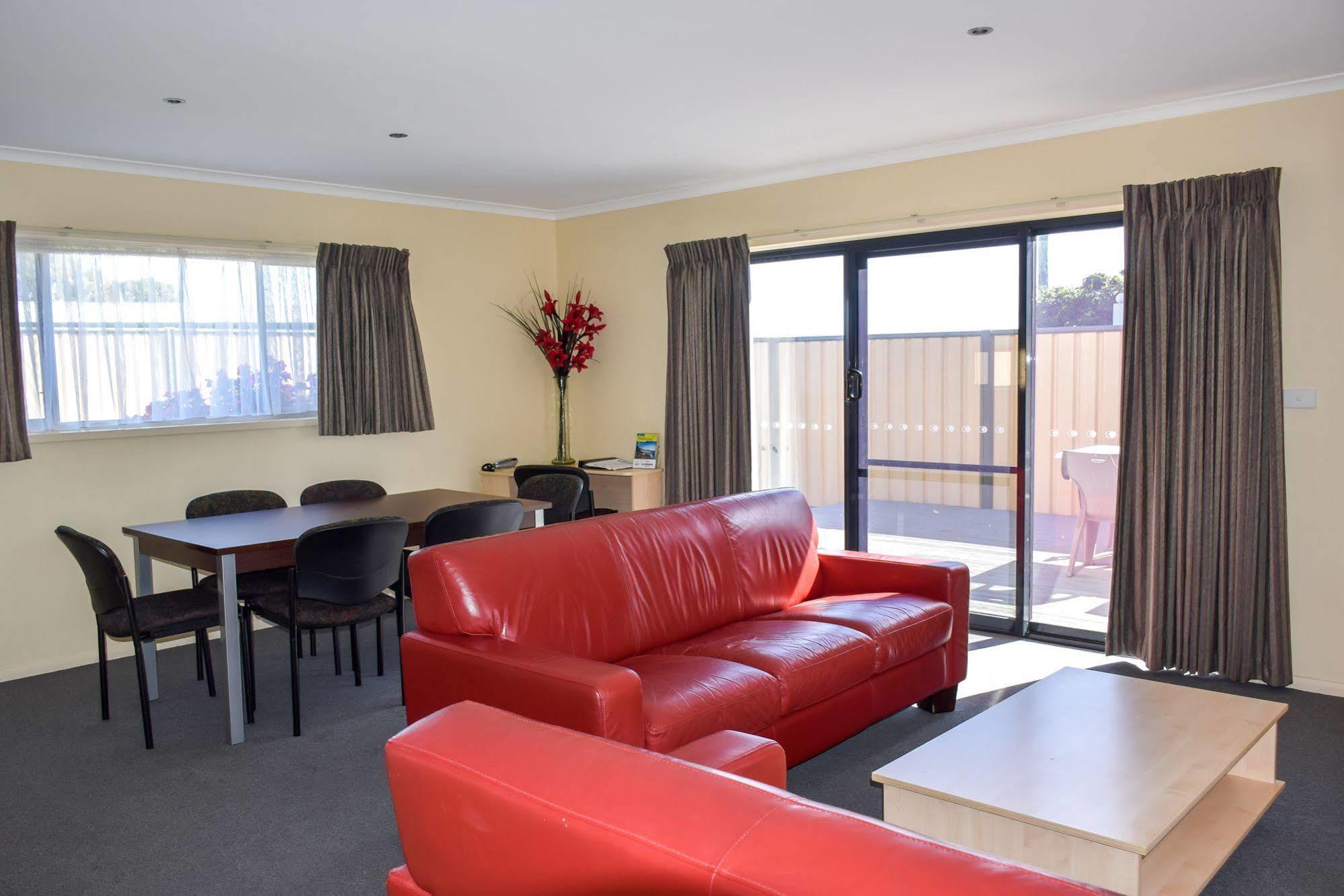 Beachway Motel Ulverstone Exterior foto