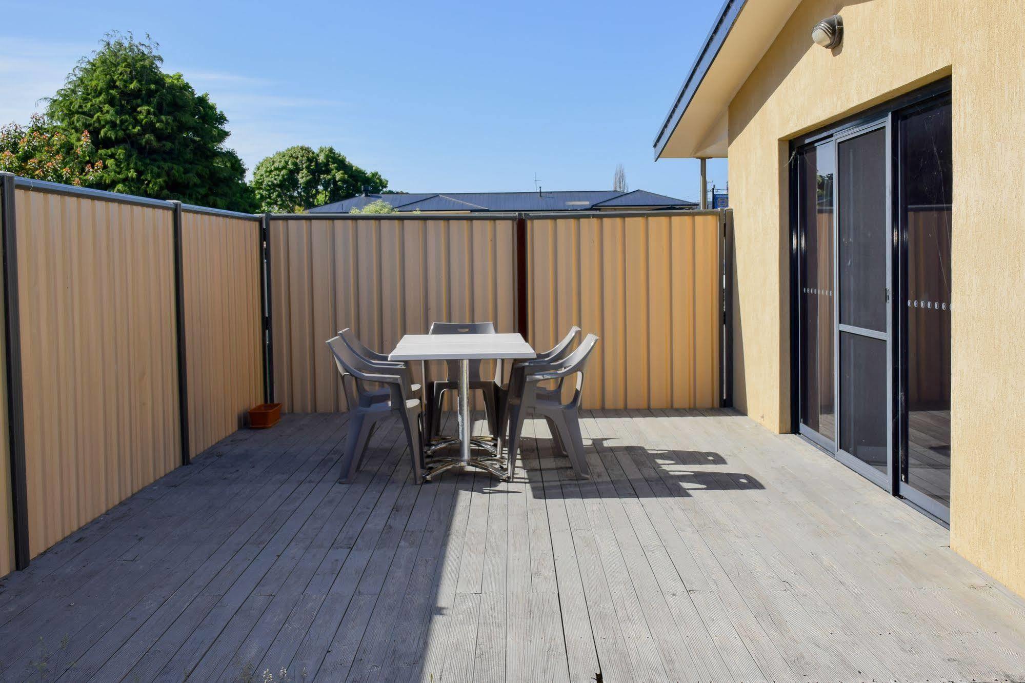 Beachway Motel Ulverstone Exterior foto